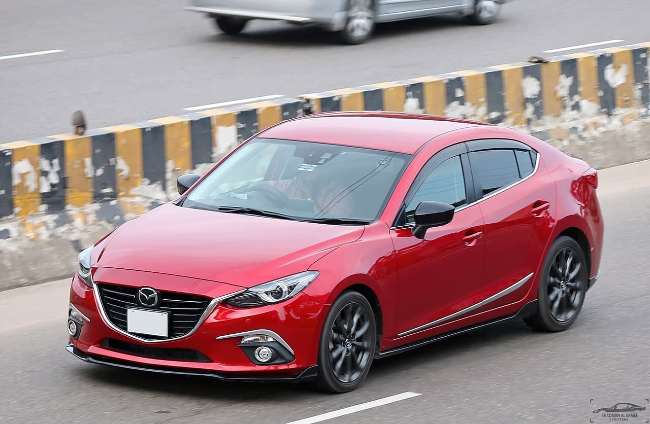 Mazda Axela 15S 2019